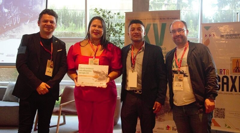 Eliane de Souza, do Viaje Por Aí, é homenageada pela OMPT em Congresso em Caxias do Sul