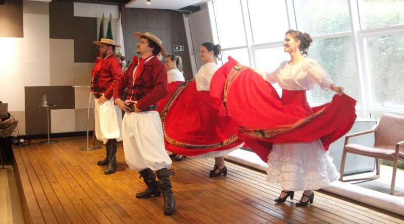 Caxias do Sul recebe congresso internacional e passa a integrar a Rede Mundial de Destinos Emergentes